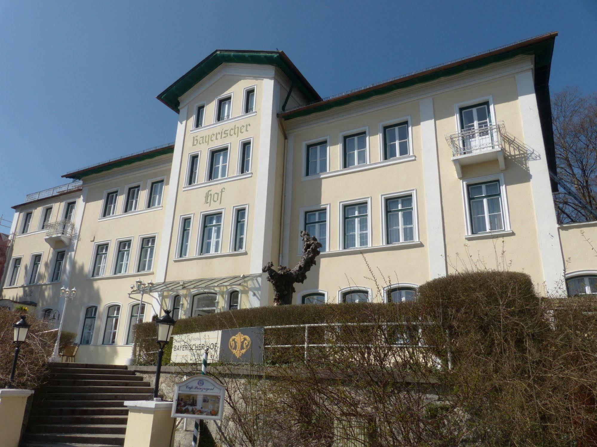 Hotel Bayerischer Hof Starnberg Bagian luar foto